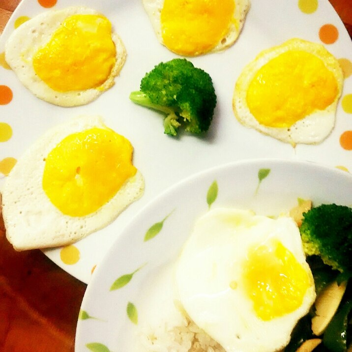 【お弁当にも･簡単必見】卵１個でミニ目玉焼き5個